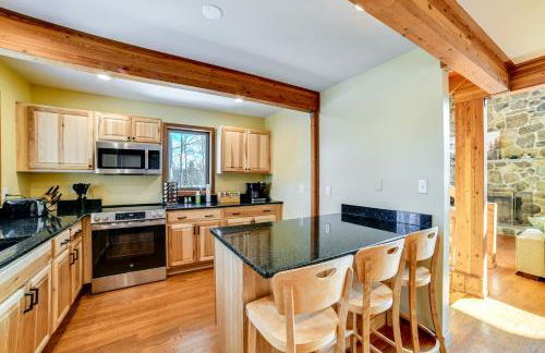 Golf, Fish and Ski Retreat with Game Room in Thompson - Foto 9