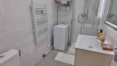 Nid douillet en centre-ville - Foto 5, towels, dishwasher, Shower