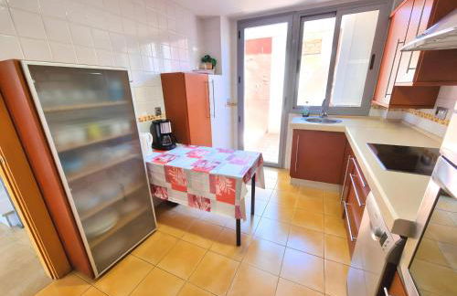 Stunning Home with Outdoor Swimmingpool, 4 Bedrooms and Wifi - Foto 15