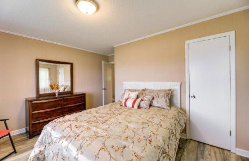 Cozy North Carolina Retreat Near Beaches and Golfing - Foto 13