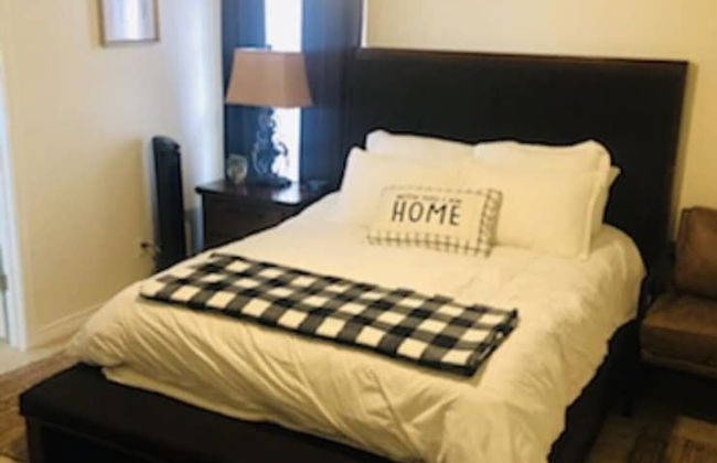 Eagle Pass Condo Rentals - Photo 12