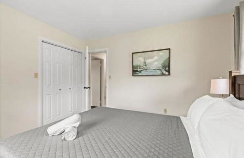 Joyful 5-Bedroom Home - Foto 37