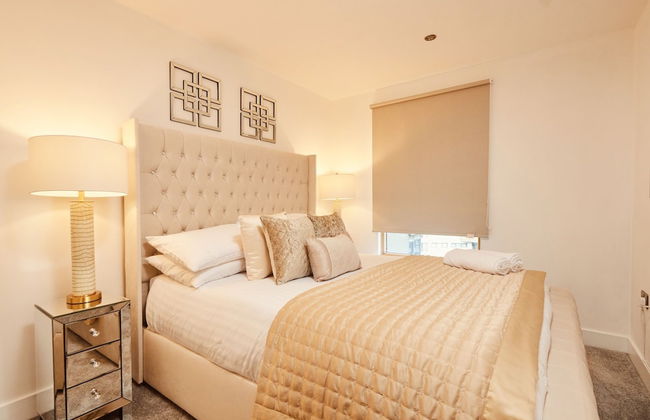 Deluxe City Apt, Riverside Canal View&free Parking - Foto 2