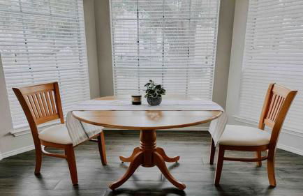 Cozy and Quiet, with Easy Access & Private Garage - Foto 3