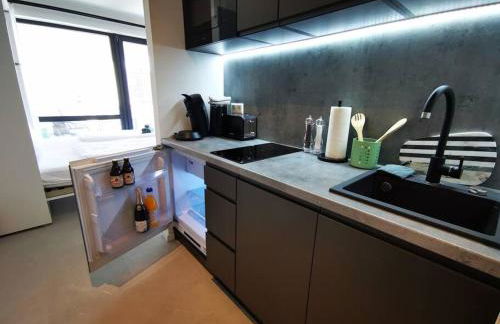 HH 05 by ROCKCHAIR - SUPERHOST Status - Modernes Apartment mit sonnigem Balkon & premium Boxspringbetten in Winterhude - Hamburg Top Geheimtipp - Foto 23