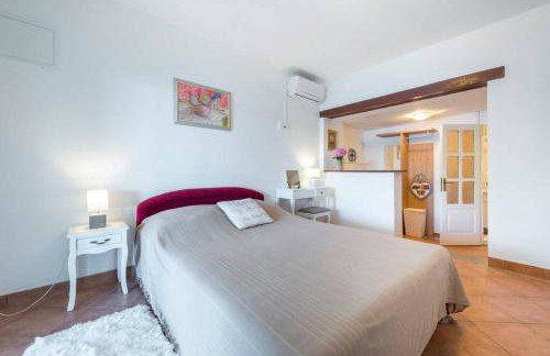 Villa Lora - Photo 13