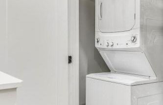 Side-by-Side Homes with Hot Tubs - Sleeps Over 20 Guests - Photo 28