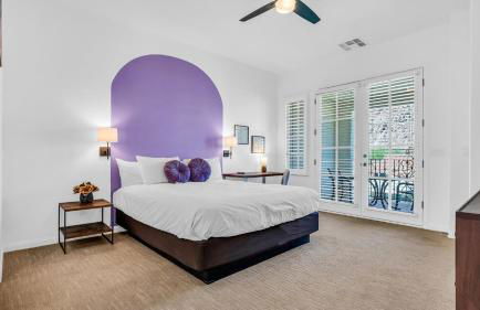 LV009 Private Upstairs Studio w Mountain Views - Photo 4