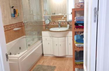 Piso familiar 3 habitaciones 2 baños y plaza de parking - Foto 10