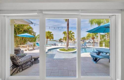 Island Paradise 3 Bed Waterfront/Heated Pool - Foto 43