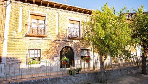 Alojaguay RUEDA, CASA MUSEO RÚSTICA-MODERNA, máxima TRANQUILIDAD con COMODIDAD - Foto 5