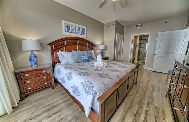 Sterling Breeze - Luxury Beach Front Condo - Photo 11