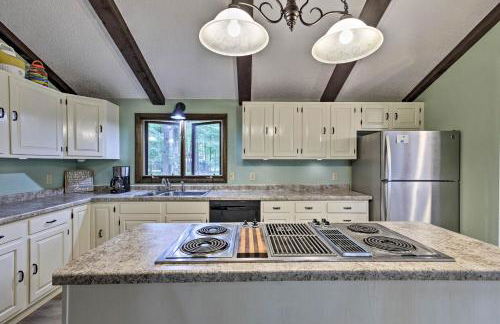 Arbor Vitae Home with Game Room Snowmobiles Welcome - Foto 10