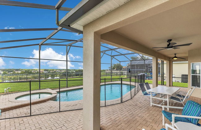 Windsor Hills 6BR Home Pool Spa Private Theater - Foto 24