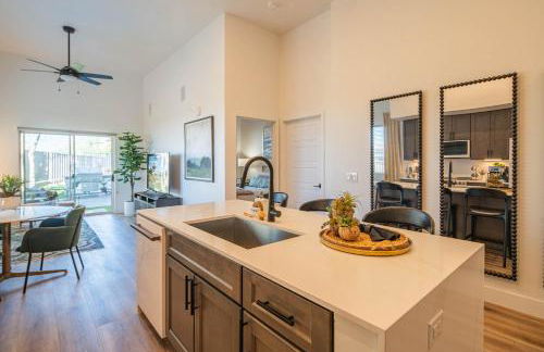 Phoenix Stay , Near Mayo Clinic & Shopping, Pool & Parking- S134 - Foto 15