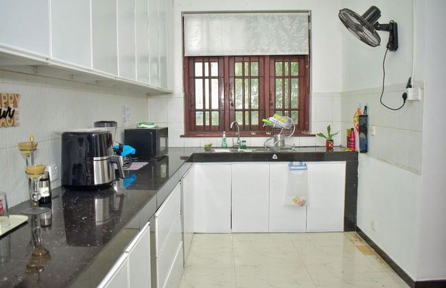 Rooftop Garden - 3 Bedrooms - Parking - 10minbeach - Photo 9