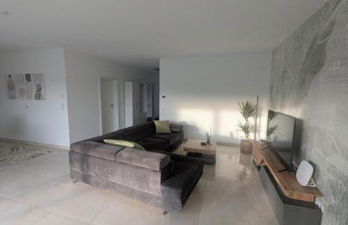 Ruhiges Apartment im Grünen Kreischa bei Dresden - Foto 3