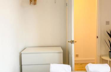 NEW - Luxury 3 bedroom Townhouse - Canterbury City Centre - Foto 35