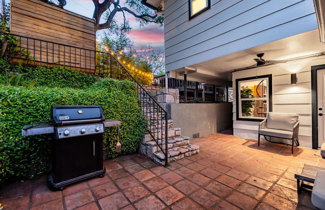 4 Bedroom Near Soco With a Private Pool & Sauna - Photo 36