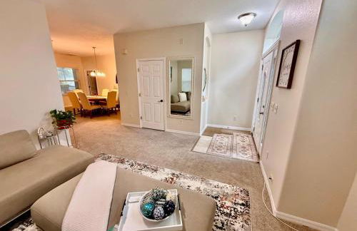 Luxury Village 4BR Pool Home near Disney Parks - Foto 7