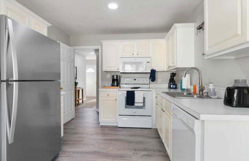 Near NC State Campus & Downtown - The Maple Marvel - Foto 19