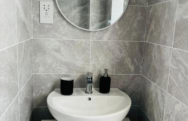 Beautiful 3 Bed Detached House in Grimsby - Foto 14