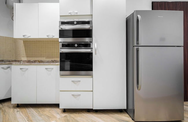 The Azaria Hotel & Apartment - Photo 34