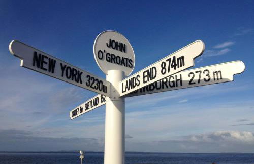 Jog 2-Bed Apartment with Scenic Views by Together Travel - Photo 14