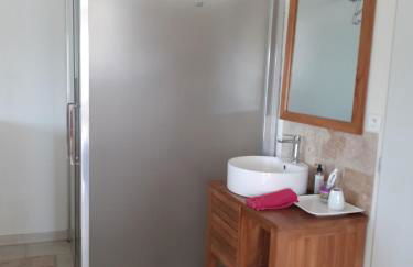 studio and large, beautiful pool - Foto 4