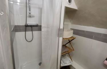 Charmant appartement au cœur du quartier St-Pierre - Foto 9