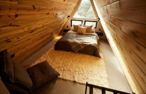 Modern A-frame w/ hot tub + view - Foto 44