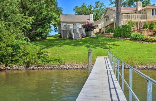 Lakefront Hiawassee Home with Boat Dock and Hot Tub! - Foto 24