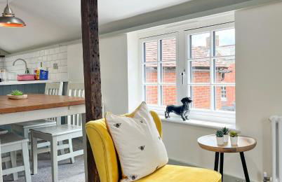 The Mews Pet Friendly and Parking - Foto 21