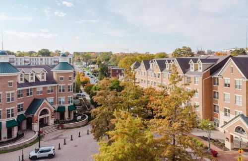 Landing Spectacular 2BD Clubhouse Pool - Foto 25