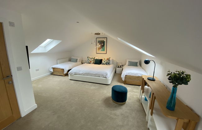Lincoln 4-beds, Sleeps 13, Hot Tub & Pet Friendly - Foto 4