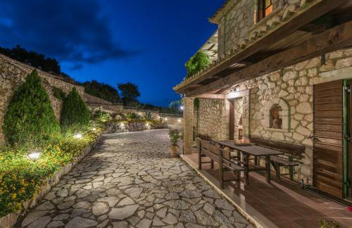 Armos Stone Villa - Private Pool & Sea Views, by ZanteWize - Foto 29