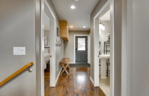 Stunning Alaskan Getaway with River and Mtn Views - Foto 31