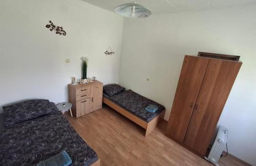 Benkovac sobe - Foto 16