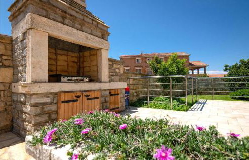 Nice Home In Hr-52215 Vodnjan - Foto 17