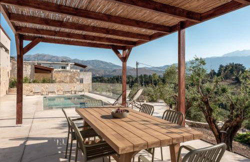 Olive Hideaway Private Pool Villa, Chania Sleeps 7 - Foto 16