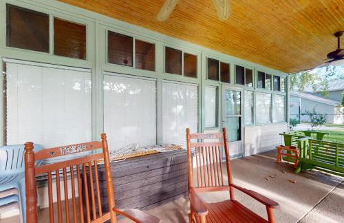 Funshine | Riverfront house in Mc Queeney with guest house, river views, grill - Foto 20