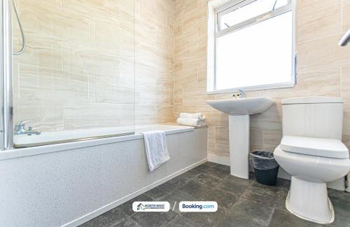 Modern 3BR House in Ince Ideal for Contractors & Long Stays - Foto 9