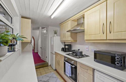 Beautiful 2 bedroom house Free Parking, Aylesbury, Adrenham st - Foto 19