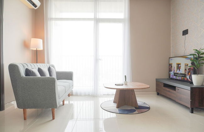 Well Designed And Strategic 2Br At Ciputra International Apartment - Foto 1