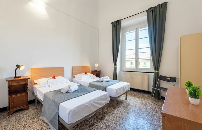 Piazza Colombo House Historic Center - Foto 2