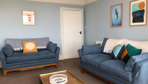 Spacious flat - fabulous sea views & walk to beach - Foto 3