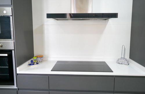 Casa Topacio, 3 bedrooms and 3 bathrooms in quiet street - Photo 9