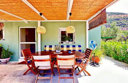 The Secret Garden at Villa Georgia Kalamata - Foto 8