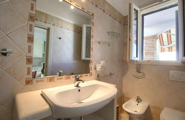 Casetta Dona a Ridosso Della Spiaggia Torre Vado - Foto 12