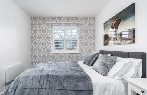 Cozy 2 Bed Apartment - Unlimited Wi-Fi - Free Parking - Sleeps 6 - By Old Trafford - Foto 29